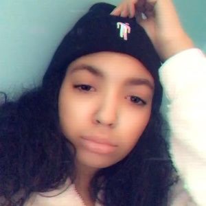 Meet your Posher, Sydney